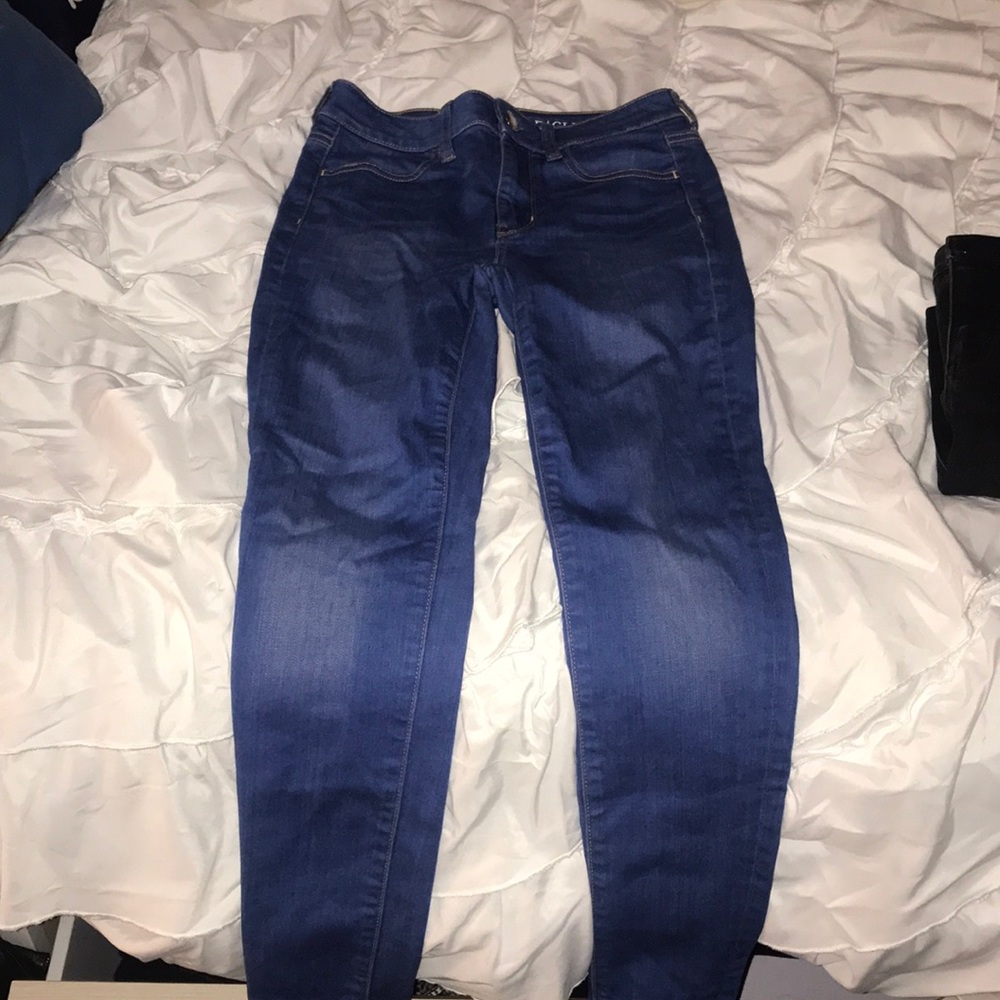 Light bright wash American Eagle high waisted